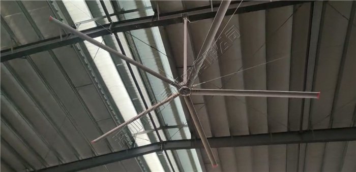 工業（yè）大風（fēng）扇為廠房降溫（wēn）通風案例